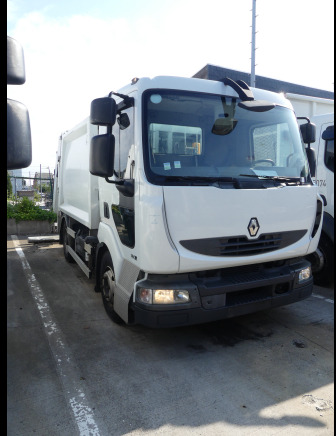 REF:68420 - Camion poubelle Renault Midlum 180DXI (2013-115.450 km) - Garbage truck: picture 3 REF:68420 - Camion poubelle Renault Midlum 180DXI (2013-115.450 km) - Garbage truck: picture 3