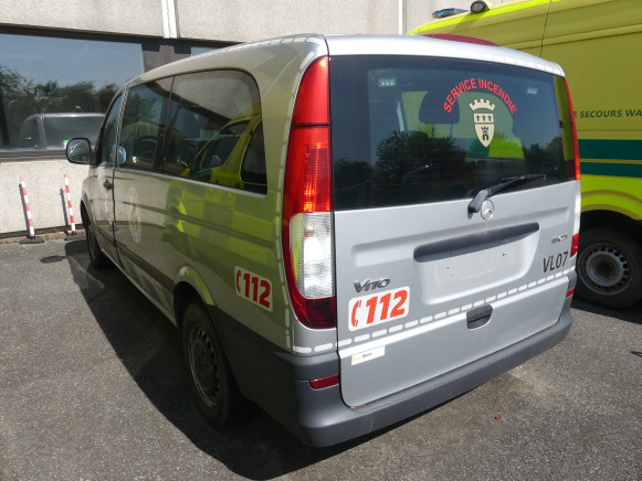 REF:VL07 - Camionnette Mercedes-Benz vito 108 cdi (2005-210.558 km) - Passenger van: picture 4 REF:VL07 - Camionnette Mercedes-Benz vito 108 cdi (2005-210.558 km) - Passenger van: picture 4
