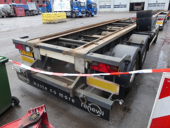 REF:WS-SH-57 - Remorque porte container GS Meppel ALC-2700N - Container transporter/ Swap body trailer: picture 3 REF:WS-SH-57 - Remorque porte container GS Meppel ALC-2700N - Container transporter/ Swap body trailer: picture 3