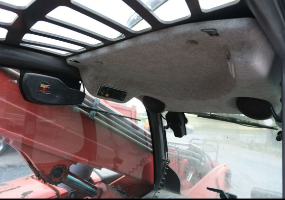 Telescopic handler [Ref interne : V6] Chariot télescopique Manitou MLT 634 (2008-13.373 heures-VIN:1250115): picture 15