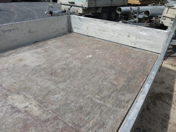 Remorque double essieux Eduard 2 - Dropside/ Flatbed trailer: picture 4 Remorque double essieux Eduard 2 - Dropside/ Flatbed trailer: picture 4