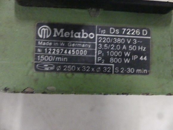 Touret à meuler double tété Métabo DS 7226D, Table de travail pliante Black&Decker (9714-040) - Metalworking machinery: picture 3 Touret à meuler double tété Métabo DS 7226D, Table de travail pliante Black&Decker (9714-040) - Metalworking machinery: picture 3