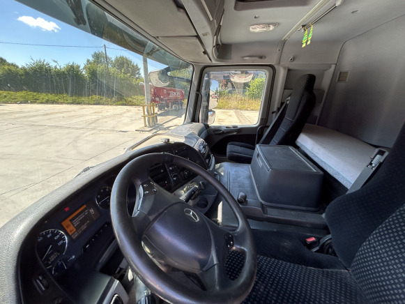 Tracteur routier 4x4 Mercedes Actros 2046 AS (2013 - 648.117 km) - Tractor unit: picture 4 Tracteur routier 4x4 Mercedes Actros 2046 AS (2013 - 648.117 km) - Tractor unit: picture 4