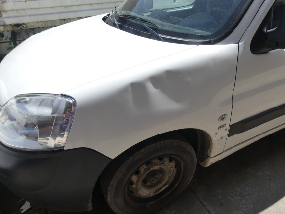 Voiture Peugeot Partner - Small van: picture 5 Voiture Peugeot Partner - Small van: picture 5