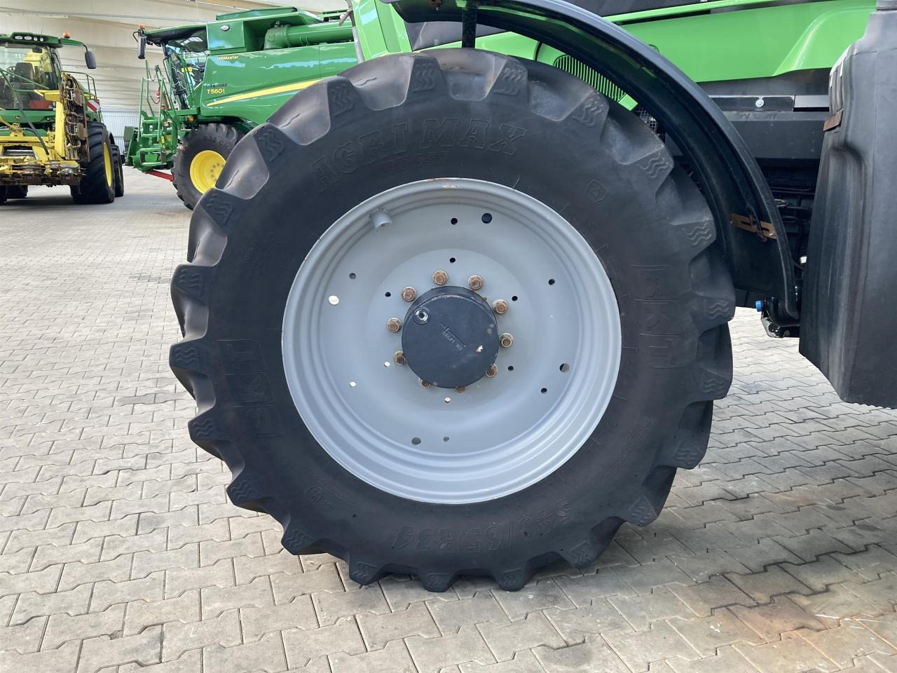 Deutz-Fahr 7250 TTV - Farm tractor: picture 3 Deutz-Fahr 7250 TTV - Farm tractor: picture 3