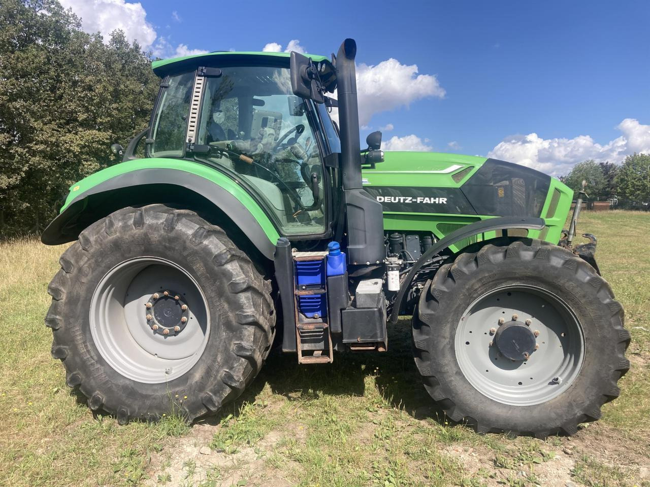 Deutz-Fahr 7250 TTV - Farm tractor: picture 4 Deutz-Fahr 7250 TTV - Farm tractor: picture 4