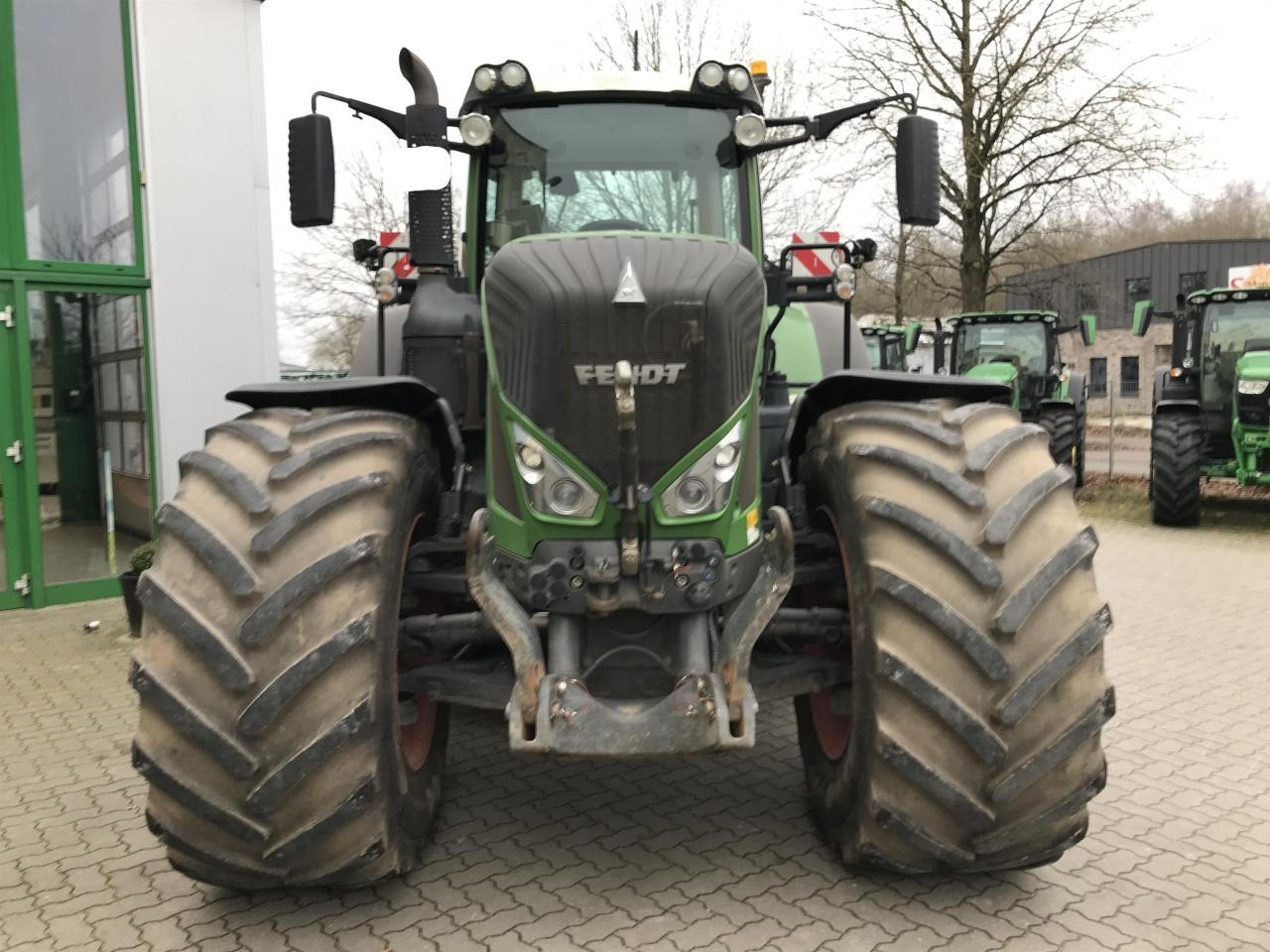 Fendt 933 Profi Plus - Farm tractor: picture 3 Fendt 933 Profi Plus - Farm tractor: picture 3