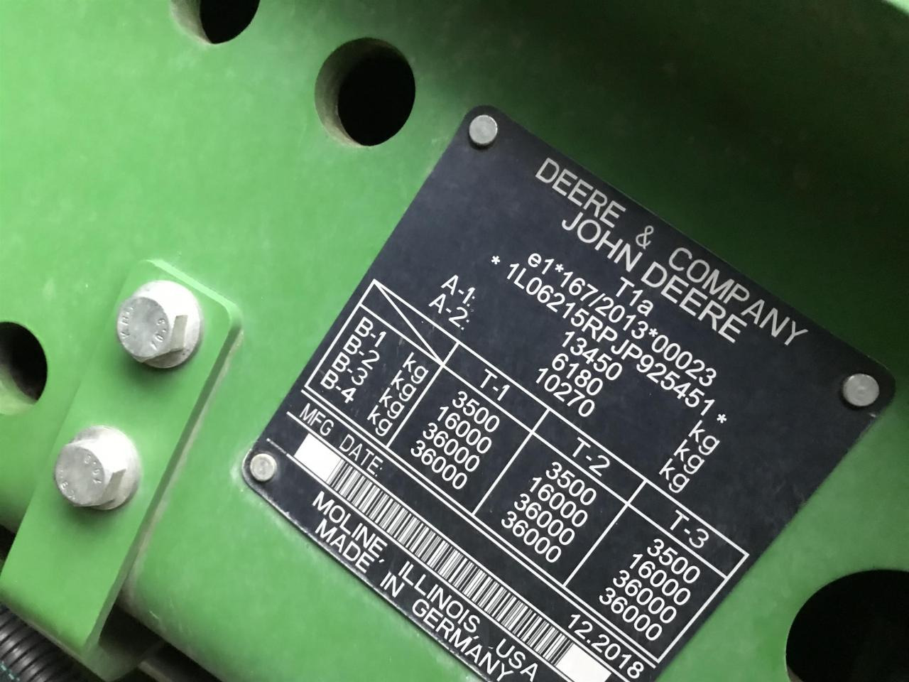 Leasing of John Deere 6215R John Deere 6215R: picture 11 Leasing of John Deere 6215R John Deere 6215R: picture 11