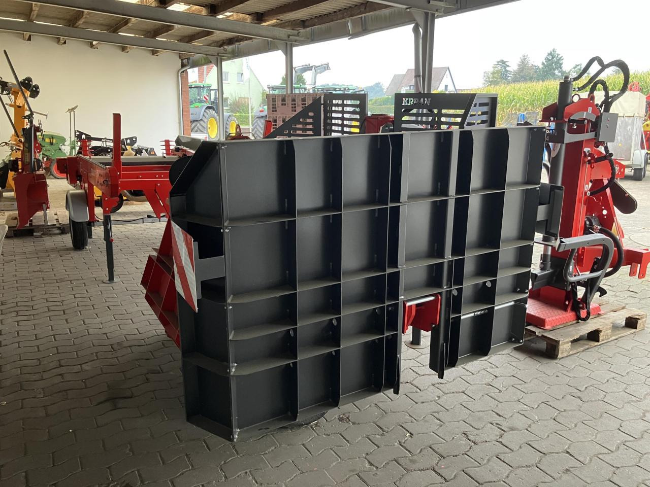 KRPAN CH 32 K - Sawmill: picture 5 KRPAN CH 32 K - Sawmill: picture 5