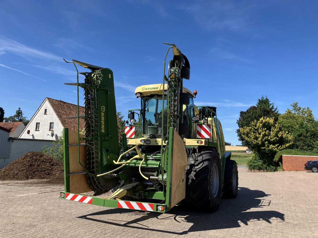 Krone BIG X 700 - Forage harvester: picture 1 Krone BIG X 700 - Forage harvester: picture 1