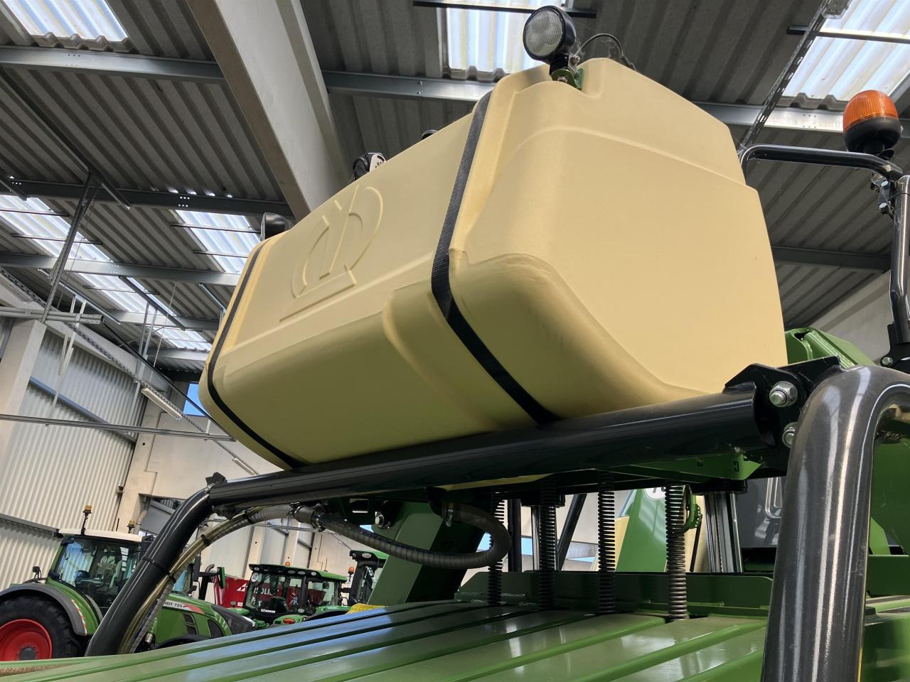 Square baler Krone Big Pack 1270 VC: picture 24