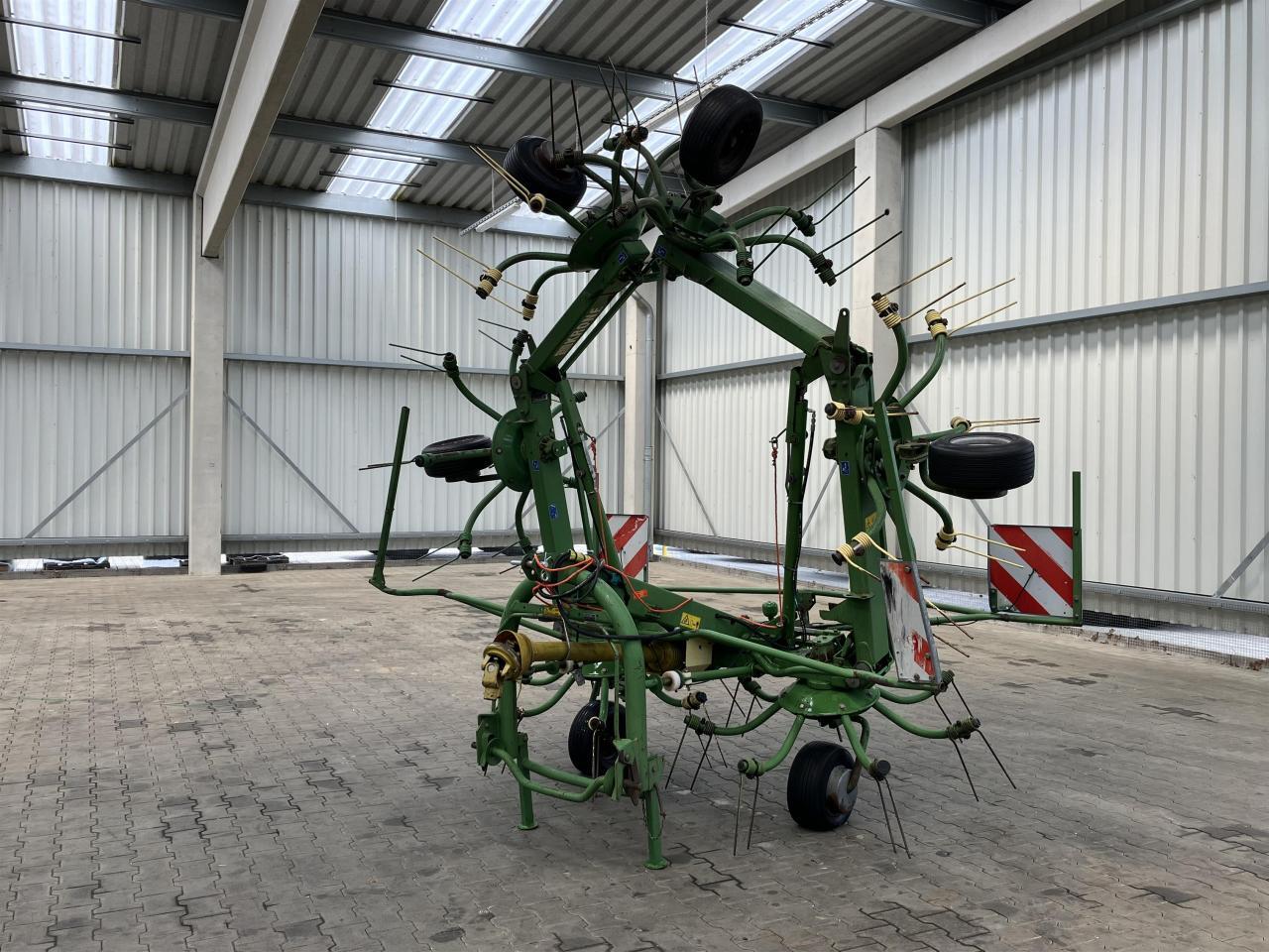 Krone KW 7.70/6x7 - Tedder/ Rake: picture 1 Krone KW 7.70/6x7 - Tedder/ Rake: picture 1