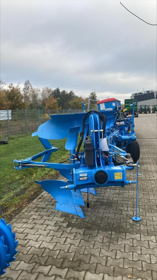 Lemken Juwel 8 M 6 N 100 - Plow: picture 3 Lemken Juwel 8 M 6 N 100 - Plow: picture 3