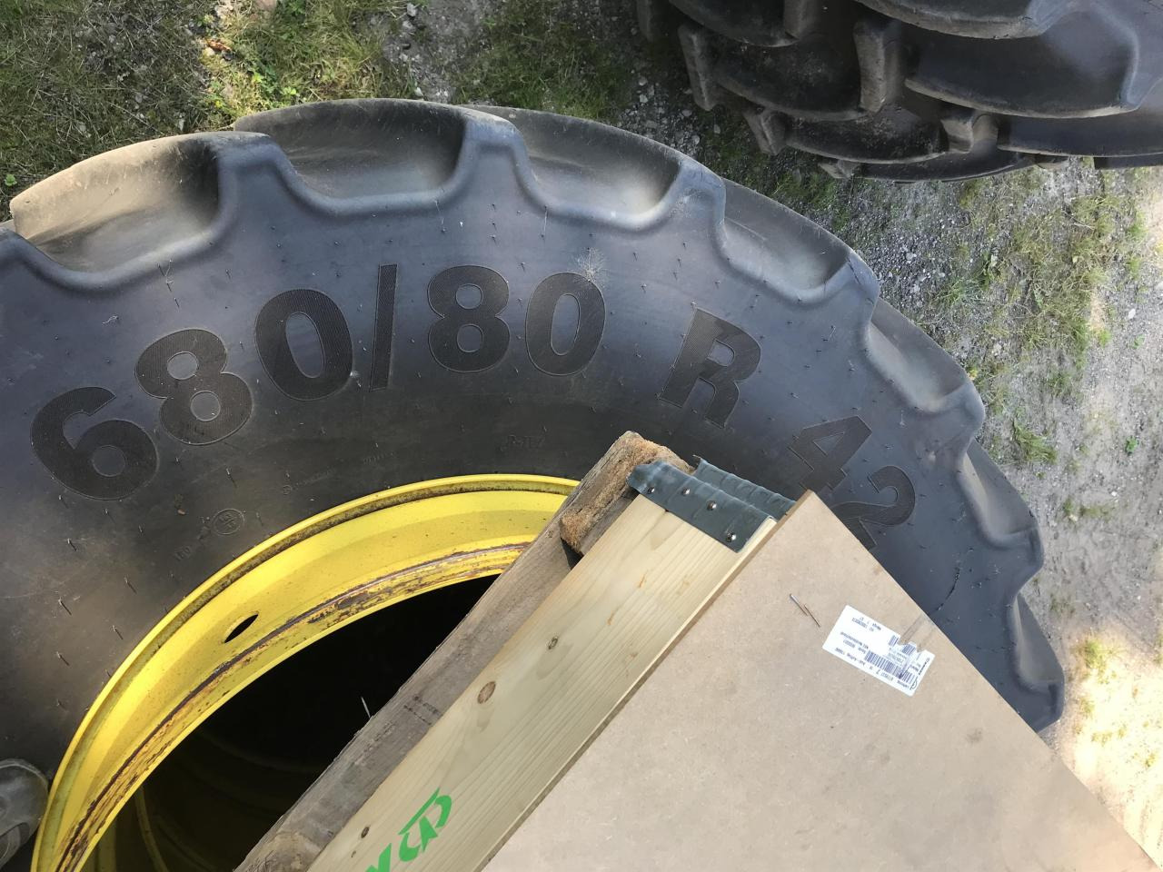 Mitas 680/80R42 - Tire for Agricultural machinery: picture 3 Mitas 680/80R42 - Tire for Agricultural machinery: picture 3