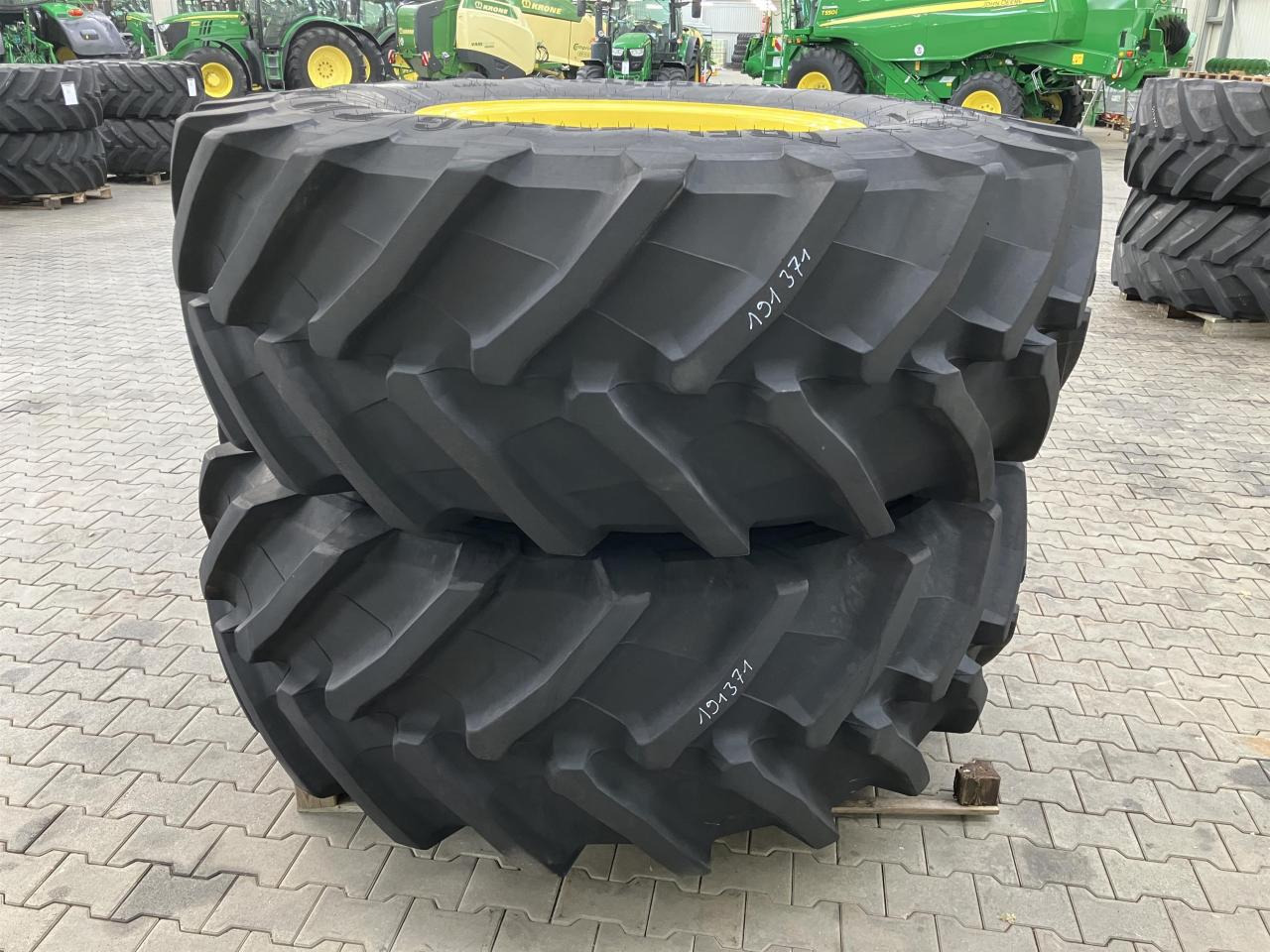 Trelleborg 650/85R38 - Tire for Agricultural machinery: picture 4 Trelleborg 650/85R38 - Tire for Agricultural machinery: picture 4