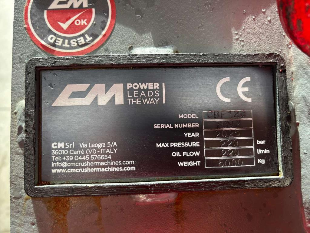 CM Crusher CBF 120 Crusher Bucket - USED - Bucket for Construction machinery: picture 3 CM Crusher CBF 120 Crusher Bucket - USED - Bucket for Construction machinery: picture 3