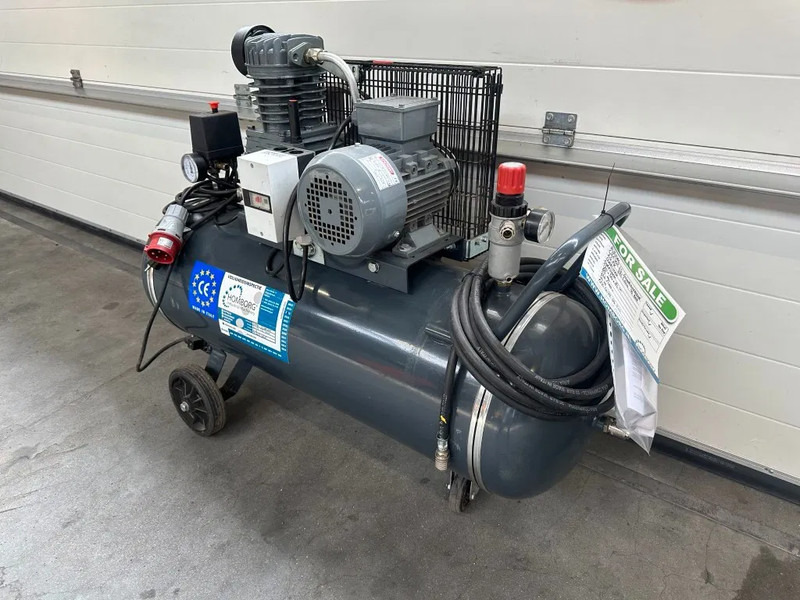 Airmec CRT102 + S Oliegesmeerde Zuigercompressor 2.5 PK 375 L / min 10 Bar Overstock - Air compressor: picture 2 Airmec CRT102 + S Oliegesmeerde Zuigercompressor 2.5 PK 375 L / min 10 Bar Overstock - Air compressor: picture 2