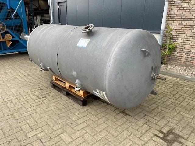 Atlas-Copco 3.000 Liter Gegalvaniseerde Verticale luchtketel 11 Bar - Air compressor: picture 4 Atlas-Copco 3.000 Liter Gegalvaniseerde Verticale luchtketel 11 Bar - Air compressor: picture 4