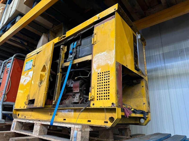 Atlas-Copco QAS 20 Kubota 20 kVA Silent generatorset - Generator set: picture 3 Atlas-Copco QAS 20 Kubota 20 kVA Silent generatorset - Generator set: picture 3