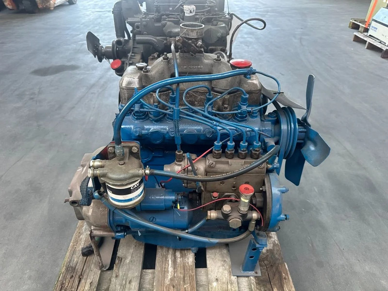 Borgward D 1800 Diesel 31 kW / 42 PK Diesel Engine Motor 4 cilinder - Engine for Car: picture 1 Borgward D 1800 Diesel 31 kW / 42 PK Diesel Engine Motor 4 cilinder - Engine for Car: picture 1
