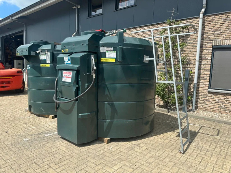 Carbery 5500 V Dubbelwandige Dieseltank 5700 liter met 230 V pompset New ! Overstock - Shipping container: picture 5 Carbery 5500 V Dubbelwandige Dieseltank 5700 liter met 230 V pompset New ! Overstock - Shipping container: picture 5