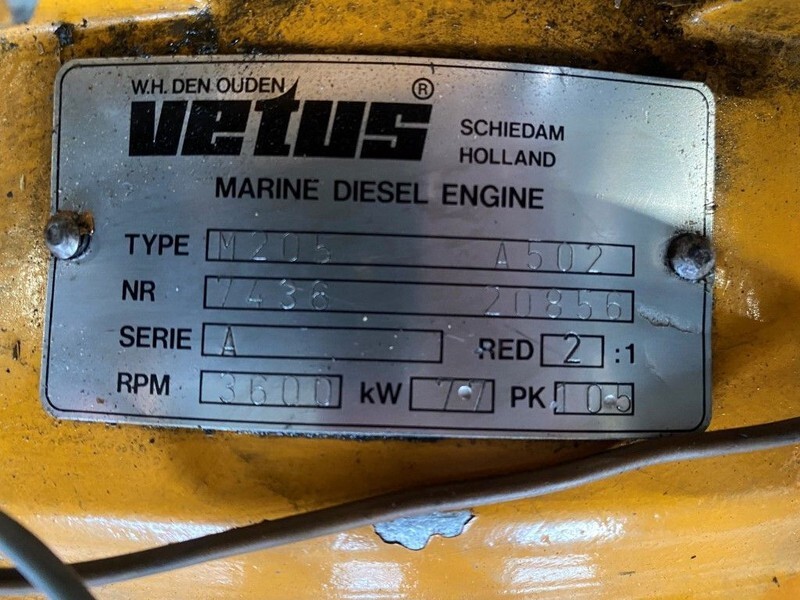 Caterpillar Vetus M205 7.7 kW / 10.5 PK Marine Diesel motor met keerkoppeling - Engine: picture 4 Caterpillar Vetus M205 7.7 kW / 10.5 PK Marine Diesel motor met keerkoppeling - Engine: picture 4