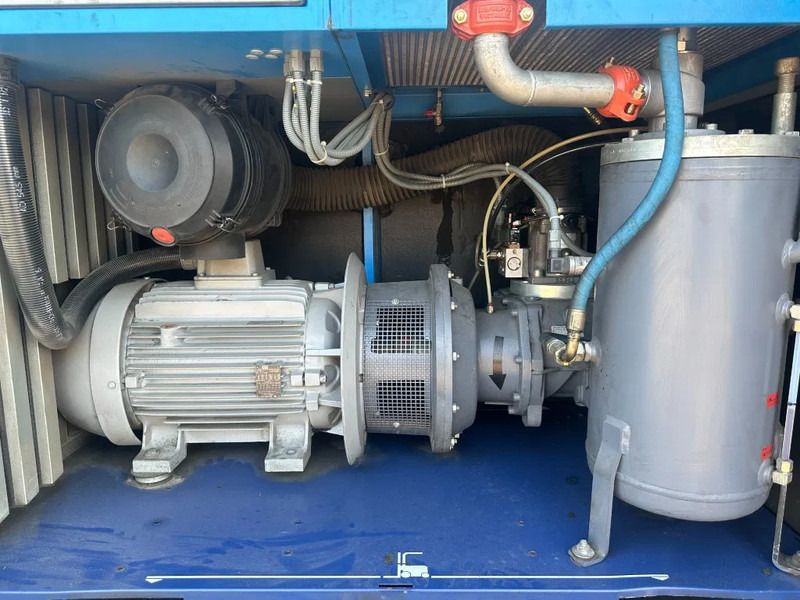 Compair L50 - 10A 45 kW 7.55 m3 / min 10 Bar Elektrische Schroefcompressor - Air compressor: picture 3 Compair L50 - 10A 45 kW 7.55 m3 / min 10 Bar Elektrische Schroefcompressor - Air compressor: picture 3