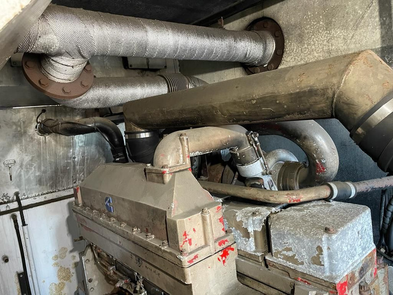 Generator set Cummins KTTA 19 C Dieselmotor in container 585 PK: picture 14