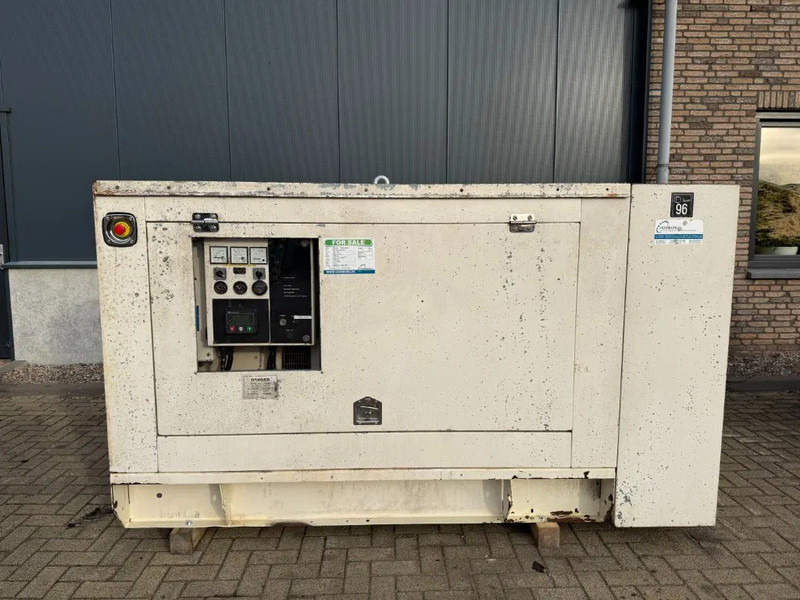 Deutz BF4M 1013 EC Stamford 100 kVA Silent generatorset - Generator set: picture 1 Deutz BF4M 1013 EC Stamford 100 kVA Silent generatorset - Generator set: picture 1