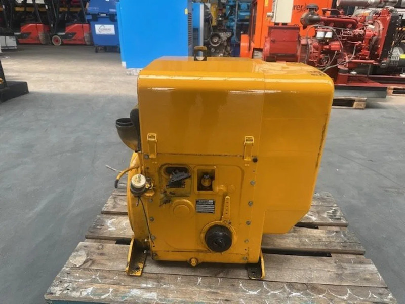 Hatz 2L41C 22.2 kW 30 PK 2 cylinder Silentpack Diesel Engine - Engine for Material handling equipment: picture 1 Hatz 2L41C 22.2 kW 30 PK 2 cylinder Silentpack Diesel Engine - Engine for Material handling equipment: picture 1