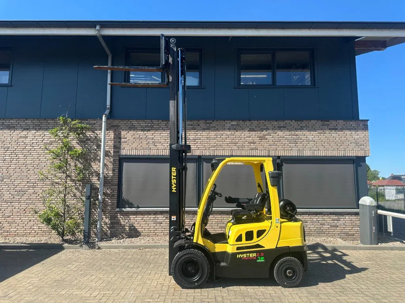 Hyster H2.5FT 2.5 ton Duplex Sideshift LPG Heftruck 2019 - LPG forklift: picture 5 Hyster H2.5FT 2.5 ton Duplex Sideshift LPG Heftruck 2019 - LPG forklift: picture 5