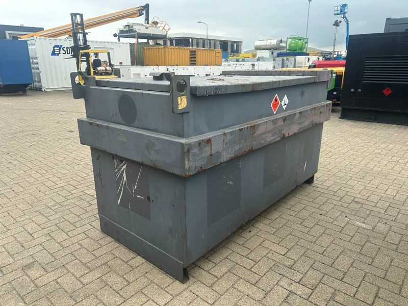 IBC Steenbergen Kiwa IBC 2000 liter dieseltank Milieutank - Shipping container: picture 1 IBC Steenbergen Kiwa IBC 2000 liter dieseltank Milieutank - Shipping container: picture 1