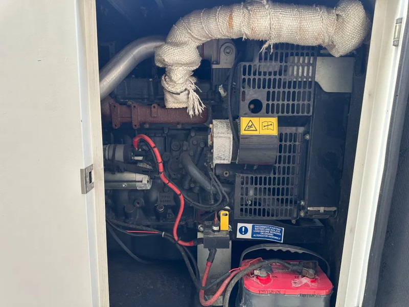 Iveco FPT F32 AM1A Leroy Somer 32 kVA Silent generatorset 154 hours ! - Generator set: picture 5 Iveco FPT F32 AM1A Leroy Somer 32 kVA Silent generatorset 154 hours ! - Generator set: picture 5