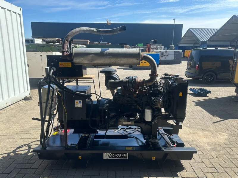 Iveco FPT NEF45 SM1A.A007 Himoinsa Stamford 66 kVA generatorset - Generator set: picture 5 Iveco FPT NEF45 SM1A.A007 Himoinsa Stamford 66 kVA generatorset - Generator set: picture 5