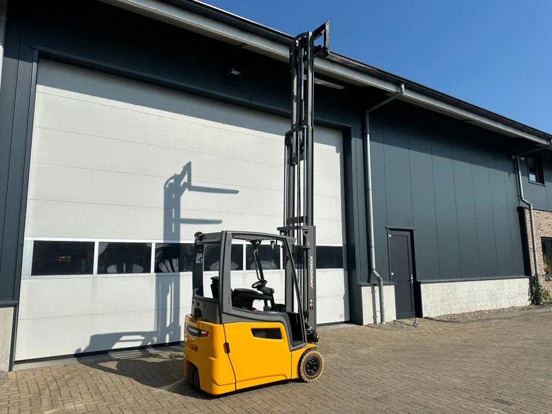 Electric forklift Jungheinrich EFG 216K 1.6 ton Triplex Freelift Sideshift Elektra Heftruck Accu 2020: picture 14 Electric forklift Jungheinrich EFG 216K 1.6 ton Triplex Freelift Sideshift Elektra Heftruck Accu 2020: picture 14