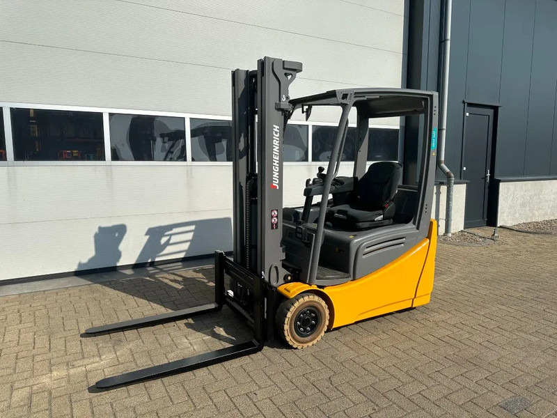 Electric forklift Jungheinrich EFG 216K 1.6 ton Triplex Freelift Sideshift Elektra Heftruck Accu 2020: picture 19 Electric forklift Jungheinrich EFG 216K 1.6 ton Triplex Freelift Sideshift Elektra Heftruck Accu 2020: picture 19