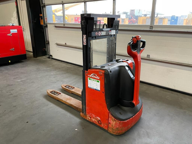 Linde D08 Stapelaar 1.8 ton 210 cm Hefhoogte Stapelaar - Stacker: picture 2 Linde D08 Stapelaar 1.8 ton 210 cm Hefhoogte Stapelaar - Stacker: picture 2