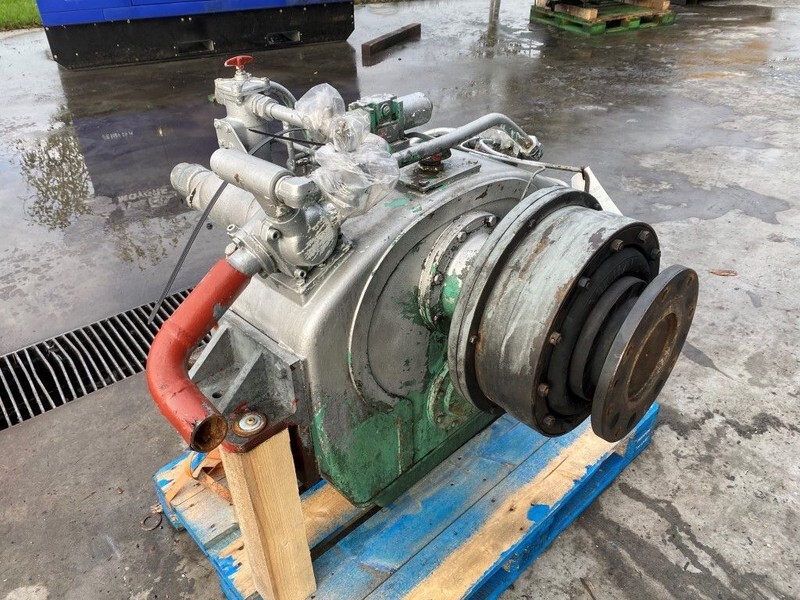 Lohmann & Stolterfoht GUS 315 A Keerkoppeling 450 PK Ratio 3 : 1 Marine Gearbox - Gearbox: picture 2 Lohmann & Stolterfoht GUS 315 A Keerkoppeling 450 PK Ratio 3 : 1 Marine Gearbox - Gearbox: picture 2