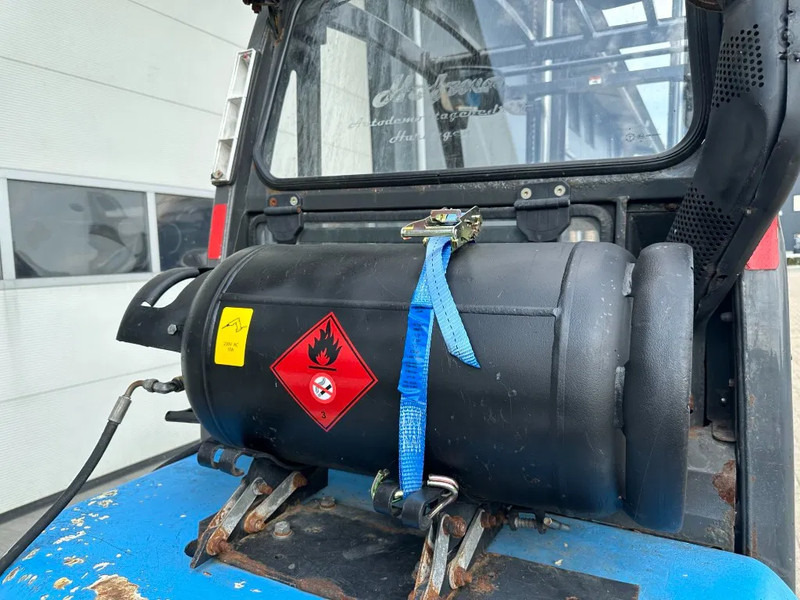 LPG forklift Nissan UGD02A30P0 3 ton Triplex Freelift LPG Heftruck: picture 14 LPG forklift Nissan UGD02A30P0 3 ton Triplex Freelift LPG Heftruck: picture 14