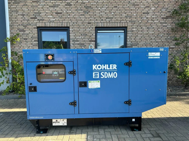 SDMO J110K John Deere 110 kVa silent noodstroom generatorset as New ! 40 hours ! - Generator set: picture 1 SDMO J110K John Deere 110 kVa silent noodstroom generatorset as New ! 40 hours ! - Generator set: picture 1