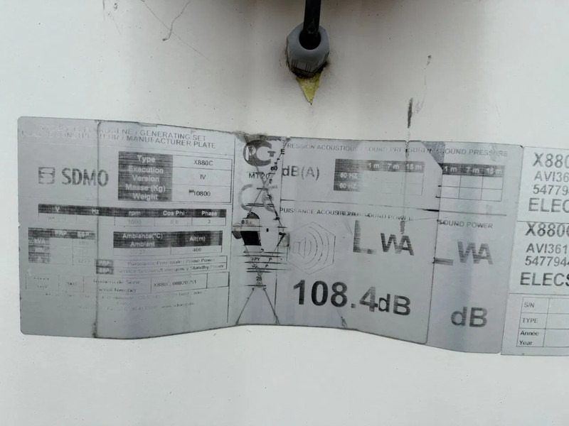 SDMO MTU 12V 2000 Leroy Somer 910 kVA Silent generatorset in 20 ft container - Generator set: picture 3 SDMO MTU 12V 2000 Leroy Somer 910 kVA Silent generatorset in 20 ft container - Generator set: picture 3