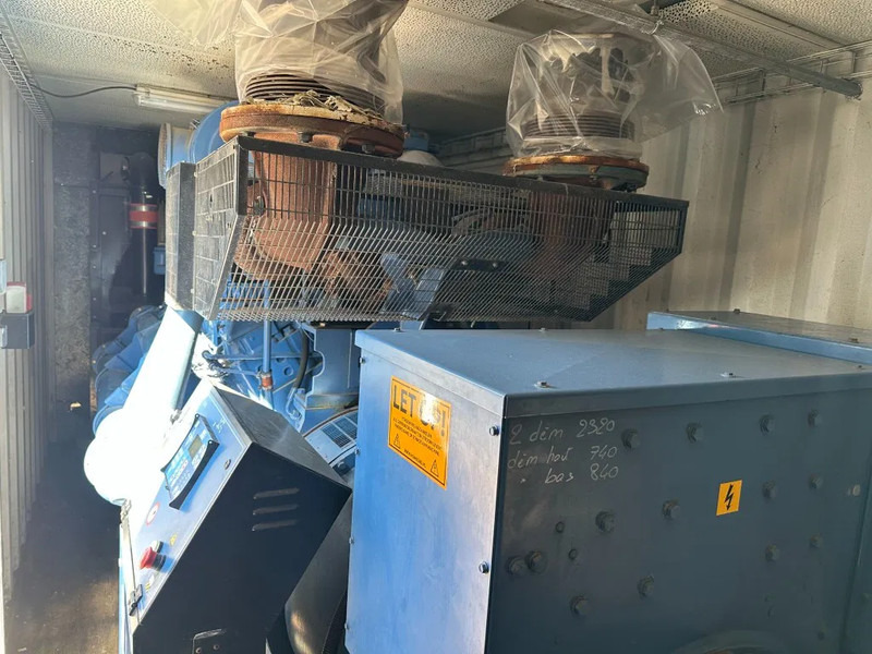 Generator set SDMO Perkins Leroy Somer 1460 kVA Silent generatorset Powerplant in 40 ft container: picture 16 Generator set SDMO Perkins Leroy Somer 1460 kVA Silent generatorset Powerplant in 40 ft container: picture 16