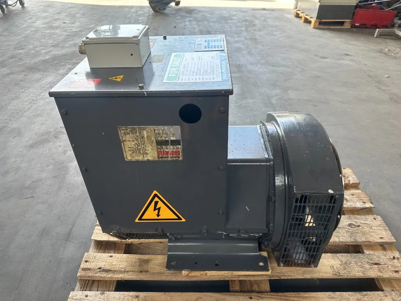 Stamford UNC.I224F2 Generatordeel 65 kVA Alternator as New ! - Generator set: picture 1 Stamford UNC.I224F2 Generatordeel 65 kVA Alternator as New ! - Generator set: picture 1