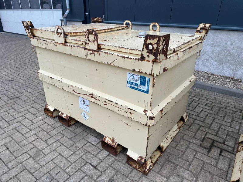 Tolsma Kiwa IBC 1150 liter Dieseltank Milieutank - Shipping container: picture 4 Tolsma Kiwa IBC 1150 liter Dieseltank Milieutank - Shipping container: picture 4