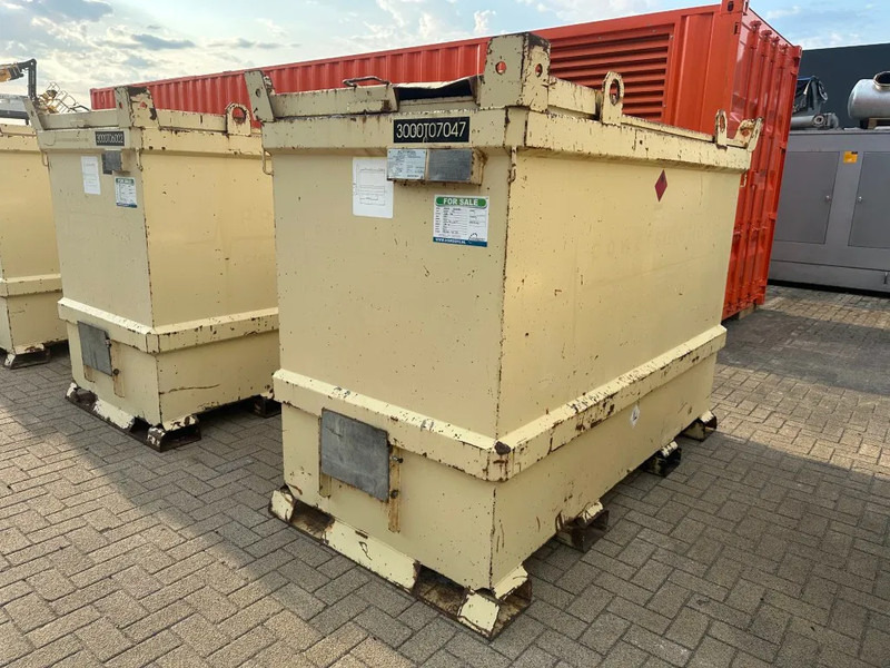 Tolsma Kiwa IBC 3000 liter Dieseltank Milieutank - Shipping container: picture 4 Tolsma Kiwa IBC 3000 liter Dieseltank Milieutank - Shipping container: picture 4