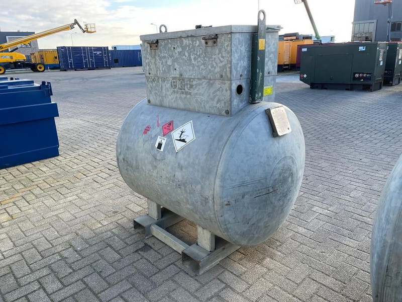 Storage tank dieseltank Rietberg 1000 liter Dieseltank Gegalvaniseerd IBC met keuring !: picture 11 Storage tank dieseltank Rietberg 1000 liter Dieseltank Gegalvaniseerd IBC met keuring !: picture 11