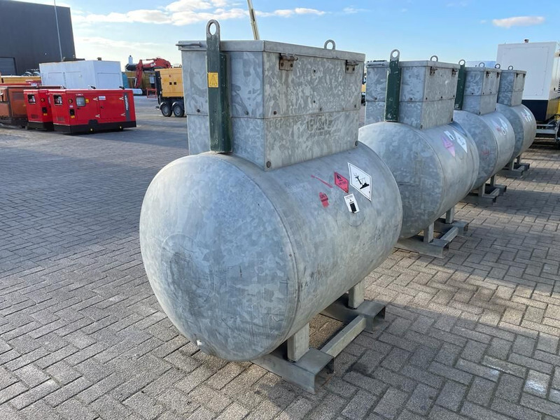 Storage tank dieseltank Rietberg 1000 liter Dieseltank Gegalvaniseerd IBC met keuring !: picture 12 Storage tank dieseltank Rietberg 1000 liter Dieseltank Gegalvaniseerd IBC met keuring !: picture 12