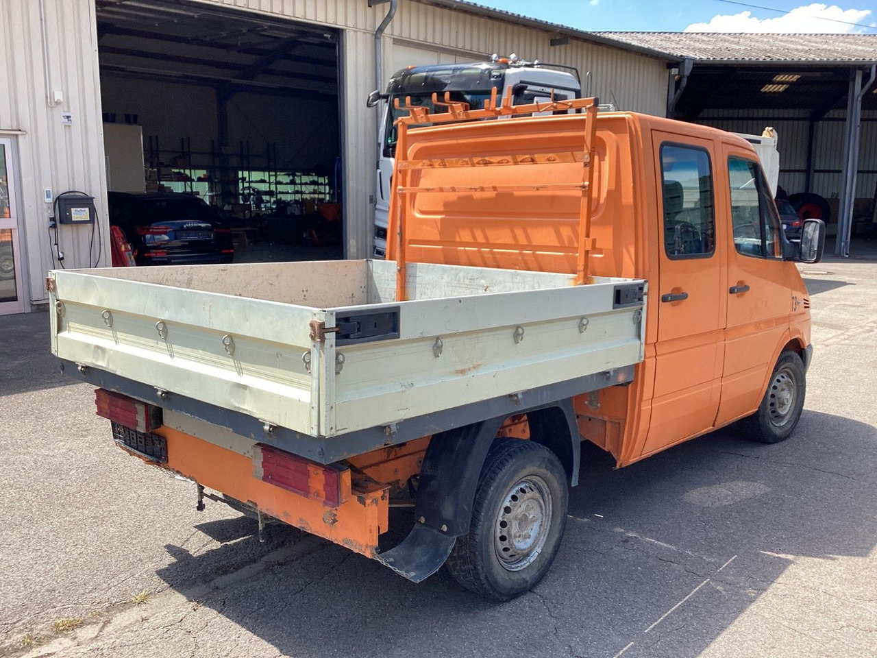 Mercedes-Benz Sprinter Pritsche Doka 211 CDI - Flatbed van, Combi van: picture 4 Mercedes-Benz Sprinter Pritsche Doka 211 CDI - Flatbed van, Combi van: picture 4