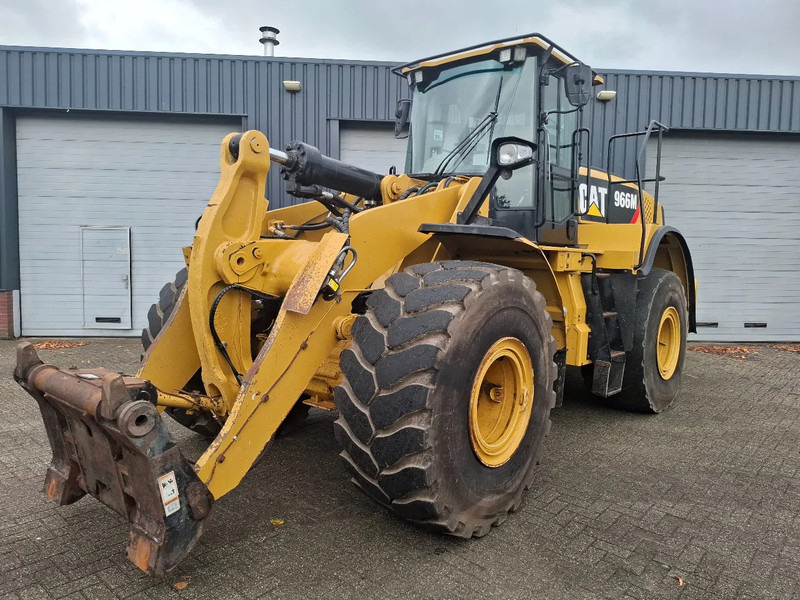 Caterpillar 966M - Wheel loader: picture 1 Caterpillar 966M - Wheel loader: picture 1