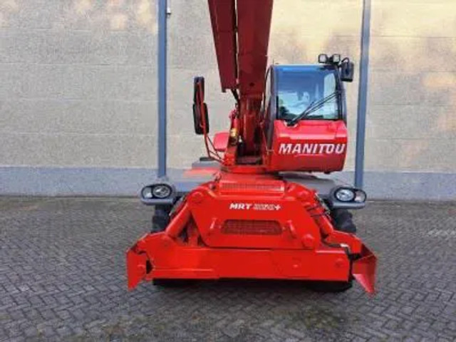 Manitou MRT 2150+ Privilege All-Terrain Rotating Telehandler (2015) - Loader: picture 2 Manitou MRT 2150+ Privilege All-Terrain Rotating Telehandler (2015) - Loader: picture 2